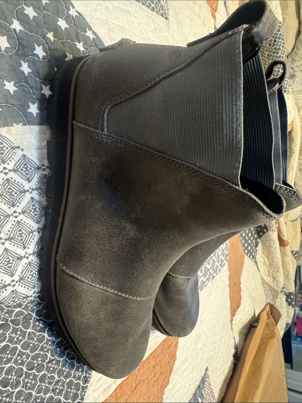 Sorel Women's Gray Suede Chelsea Ankle Boots
